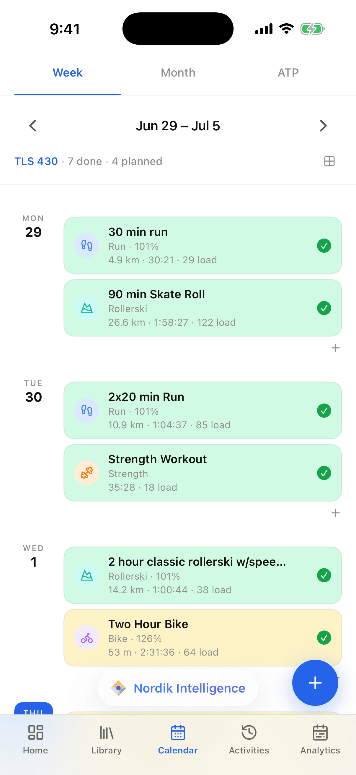 Nordik Lab iOS calendar week with completed and planned sessions